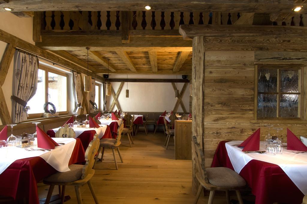 Hotel Piz Seteur Selva di Val Gardena Luaran gambar